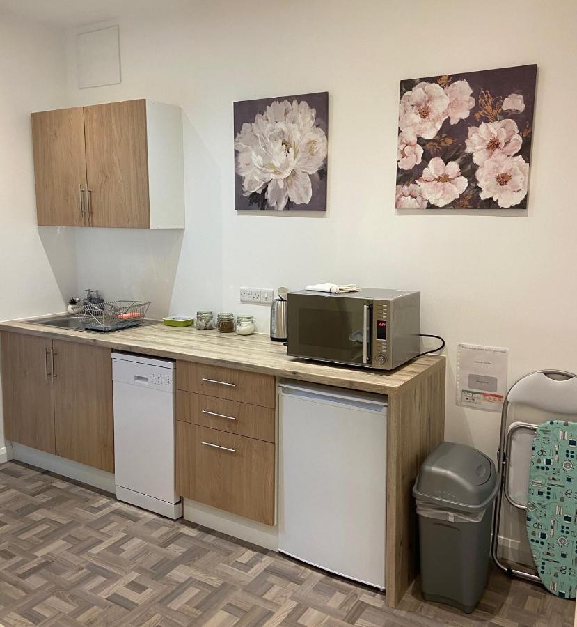 Private 1St Floor Apartment - Perfect For Port Of Dover, Eurotunnel And Short Stays Eksteriør bilde